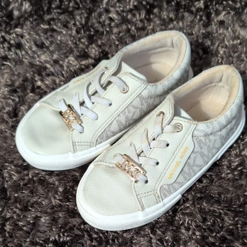 Michael Kors White and Gold Kids Dress Shoes